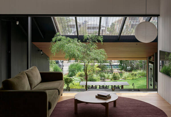 Человек и природа под одной крышей: дом в Брисбене Человек и природа под одной крышей: дом в Брисбене