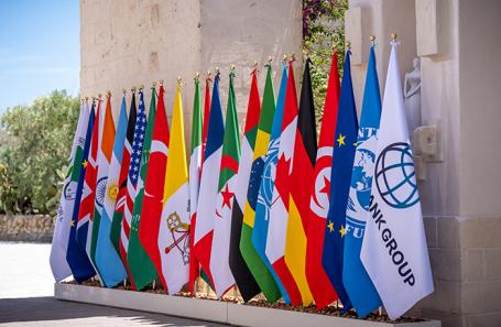 Bloomberg: Эр-Рияд пригрозил G7 продажей евробондов при конфискации российских активов Bloomberg: Эр-Рияд пригрозил G7 продажей евробондов при конфискации российских активов