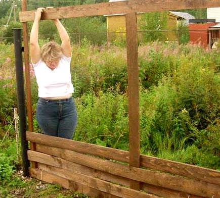 Деревянный забор плетенка Деревянный забор плетенка
