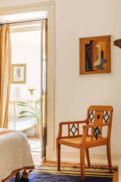 Квартира в Лиссабоне как экспозиция оригинального винтажного декора Квартира в Лиссабоне как экспозиция оригинального винтажного декора