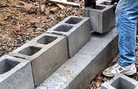 Строительство забора из пеноблоков Строительство забора из пеноблоков