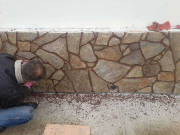 Как самостоятельно оштукатурить цоколь дома: пошаговая инструкция