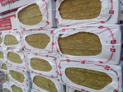 Как утеплить холодную квартиру изнутри: подходящие материалы + инструкции по монтажу Как утеплить холодную квартиру изнутри: подходящие материалы + инструкции по монтажу