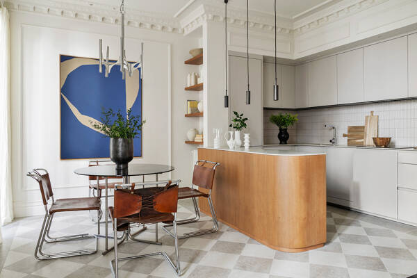 Из скучной старой квартиры в изысканные апартаменты с парижским шармом Из скучной старой квартиры в изысканные апартаменты с парижским шармом