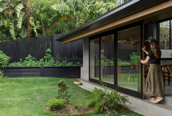 Человек и природа под одной крышей: дом в Брисбене Человек и природа под одной крышей: дом в Брисбене