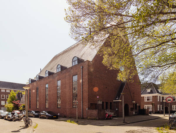 Невероятный лофт в здании бывшей церкви в Амстердаме Невероятный лофт в здании бывшей церкви в Амстердаме