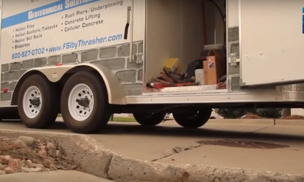 Как приподнять бетонную плиту и быстро построить кирпичный дом Как приподнять бетонную плиту и быстро построить кирпичный дом