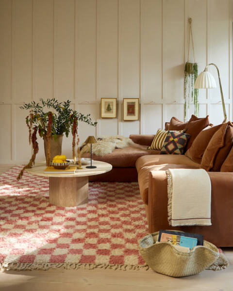 Приятные вставки цвета и современного декора в дизайне классического таунхауса в Лондоне Приятные вставки цвета и современного декора в дизайне классического таунхауса в Лондоне