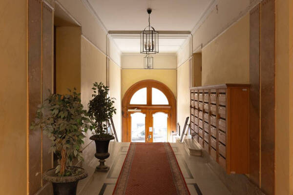 Жёлтое царство: маленькая квартира в ярких летних красках (42 кв. м) Жёлтое царство: маленькая квартира в ярких летних красках (42 кв. м)