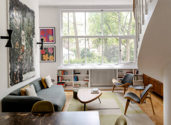 Интересное пространство белой квартиры в Лондоне Интересное пространство белой квартиры в Лондоне