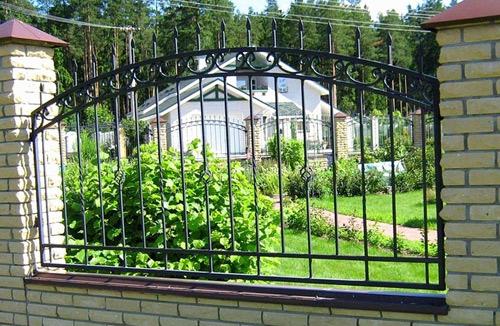 Простые заборы и ограждения Простые заборы и ограждения