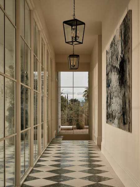 Великолепный интерьер вне времени для нового дома в Калифорнии Великолепный интерьер вне времени для нового дома в Калифорнии