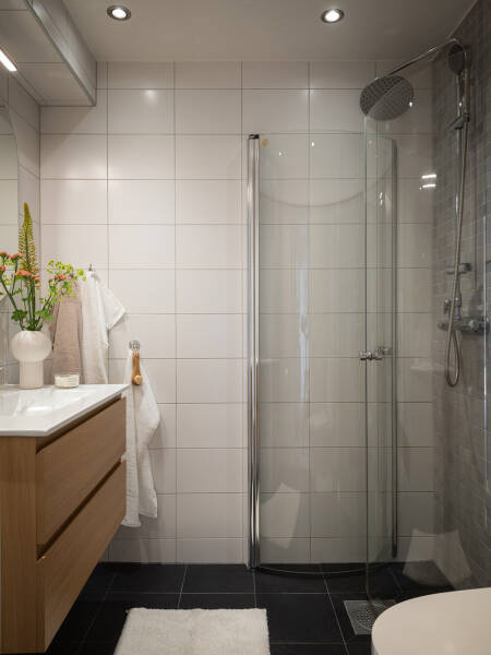 Приятные пастельные оттенки в интерьере шведской квартиры (73 кв. м)