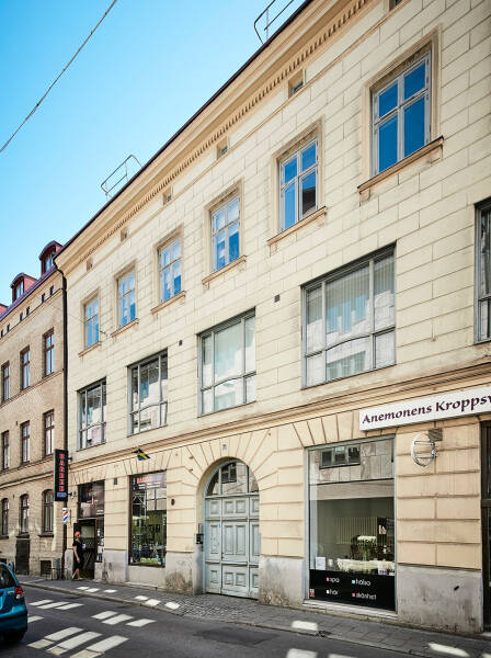 Великолепная кухня и изящные детали: квартира в Гетеборге (59 кв. м) Великолепная кухня и изящные детали: квартира в Гетеборге (59 кв. м)