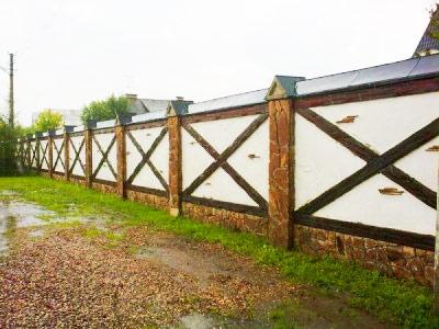 Заборы в стиле фахверк Заборы в стиле фахверк