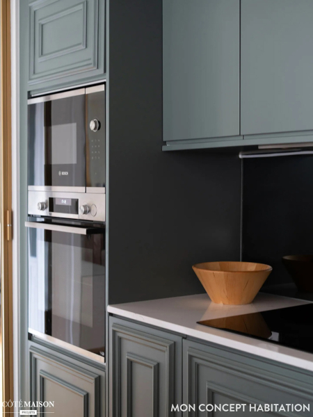 Арки, окна в пол и современные нотки: квартиры в старом доме в Париже Арки, окна в пол и современные нотки: квартиры в старом доме в Париже