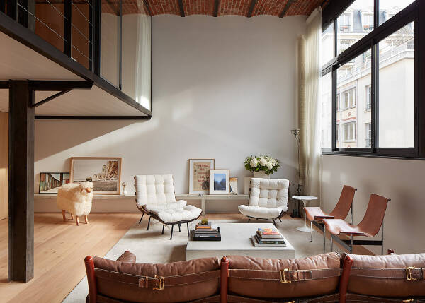 Индустриальный характер и творческие нотки: апартаменты архитектора в Париже Индустриальный характер и творческие нотки: апартаменты архитектора в Париже