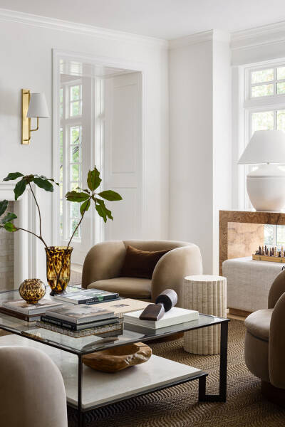 Естественный свет и интерьеры вне времени: прекрасный дом в Миссури Естественный свет и интерьеры вне времени: прекрасный дом в Миссури