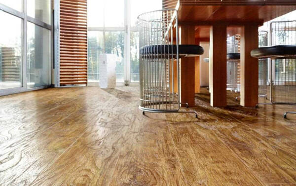 Обзор кварцвиниловой плитки от компании Moduleo: отличное качество и стильный дизайн Обзор кварцвиниловой плитки от компании Moduleo: отличное качество и стильный дизайн