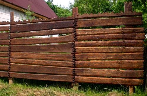 Строительство забора из горбыля