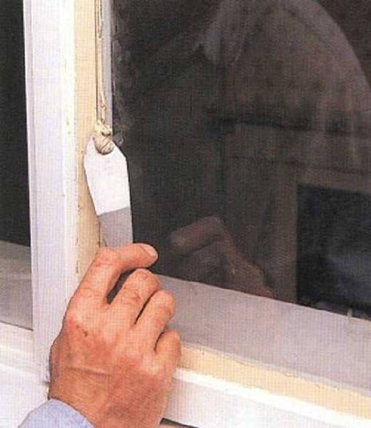 Особенности замазки для деревянных окон: как сделать самостоятельно? Особенности замазки для деревянных окон: как сделать самостоятельно?