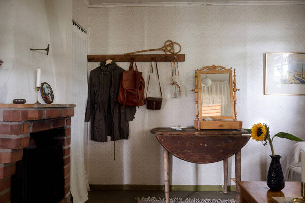 Маленькая шведская дача у озера с душевными интерьерами Маленькая шведская дача у озера с душевными интерьерами