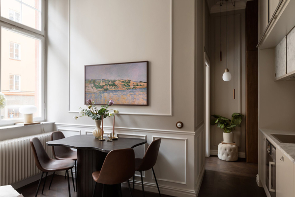 Маленькая квартира в бежевых тонах с элегантными интерьерами (33 кв. м) Маленькая квартира в бежевых тонах с элегантными интерьерами (33 кв. м)