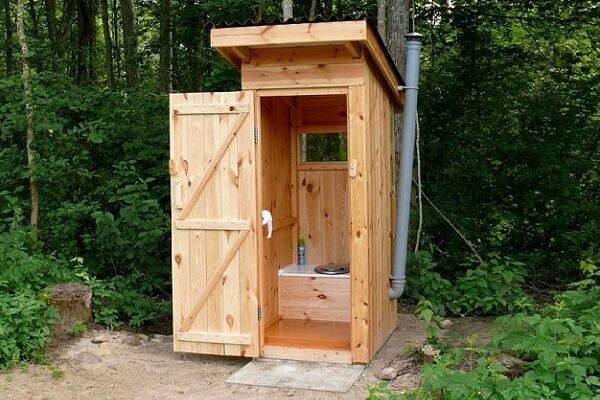 Чертеж дачного туалета: популярные схемы постройки для самостоятельного проекта Чертеж дачного туалета: популярные схемы постройки для самостоятельного проекта