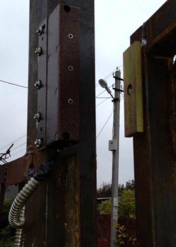 Магнитные замки на калитку Магнитные замки на калитку