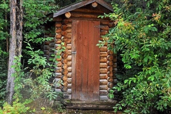 Чертеж дачного туалета: популярные схемы постройки для самостоятельного проекта Чертеж дачного туалета: популярные схемы постройки для самостоятельного проекта