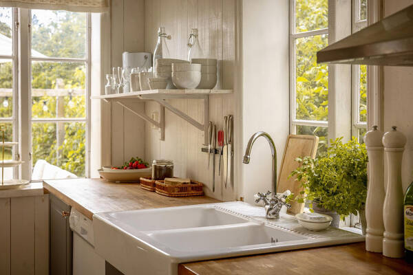 Тёплый и уютный скандинавский интерьер в старом амбаре в Швеции Тёплый и уютный скандинавский интерьер в старом амбаре в Швеции