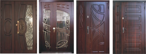 Нестандартное решение — двустворчатая металлическая входная дверь Нестандартное решение — двустворчатая металлическая входная дверь