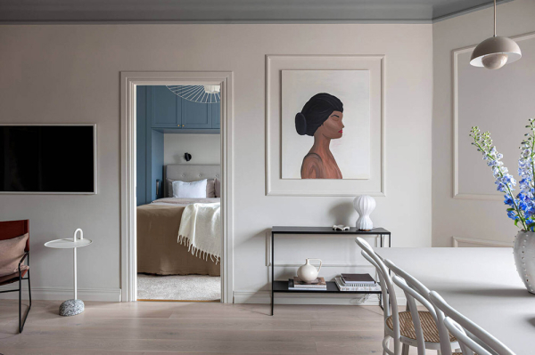 Серый потолок и библиотека: элегантная квартира с изюминкой в Стокгольме (69 кв. м) Серый потолок и библиотека: элегантная квартира с изюминкой в Стокгольме (69 кв. м)