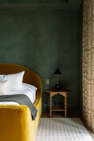 Свежие цвета и модный декор в дизайне квартиры в Лас-Вегасе Свежие цвета и модный декор в дизайне квартиры в Лас-Вегасе