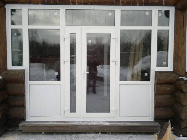 Нестандартное решение: особенности двухстворчатых входных дверей Нестандартное решение: особенности двухстворчатых входных дверей