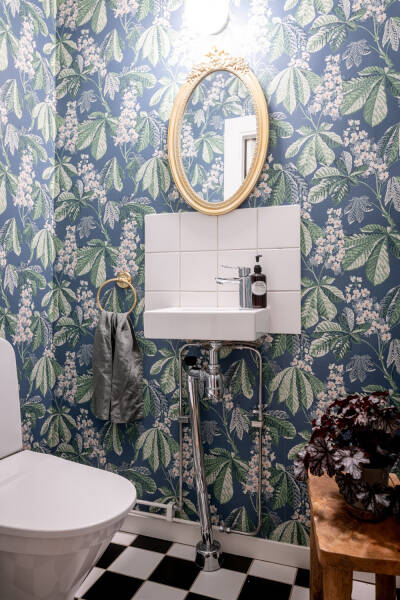 Песочные тона, кирпичная стена и обои: квартира в Гетеборге (91 кв. м) Песочные тона, кирпичная стена и обои: квартира в Гетеборге (91 кв. м)