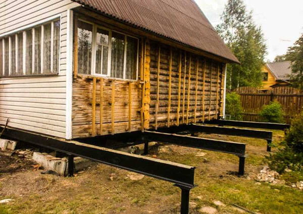 Особенности свайного фундамента для дома 6х6 и стоимость монтажа под ключ Особенности свайного фундамента для дома 6х6 и стоимость монтажа под ключ