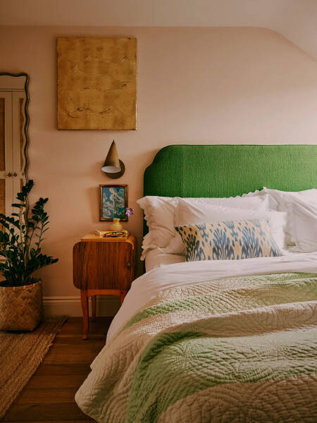 Смелые краски и интересный декор в доме мексиканского дизайнера в Лондоне Смелые краски и интересный декор в доме мексиканского дизайнера в Лондоне