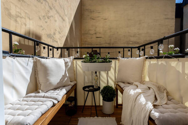 Стильная небольшая квартира в Стокгольме с уютными современными интерьерами (64 кв. м) Стильная небольшая квартира в Стокгольме с уютными современными интерьерами (64 кв. м)