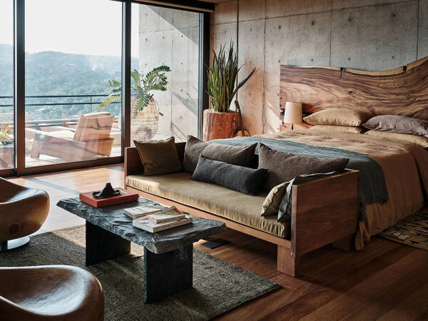 Бруталистский дом известного музыканта в джунглях Ямайки Бруталистский дом известного музыканта в джунглях Ямайки