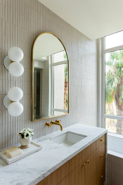 Свежие цвета и модный декор в дизайне квартиры в Лас-Вегасе Свежие цвета и модный декор в дизайне квартиры в Лас-Вегасе