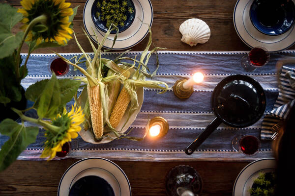 Маленькая шведская дача у озера с душевными интерьерами Маленькая шведская дача у озера с душевными интерьерами