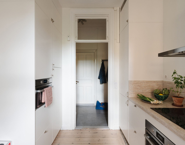 Арочные окна и тёплые оттенки: квартира на первом этаже в Стокгольме (66 кв. м) Арочные окна и тёплые оттенки: квартира на первом этаже в Стокгольме (66 кв. м)