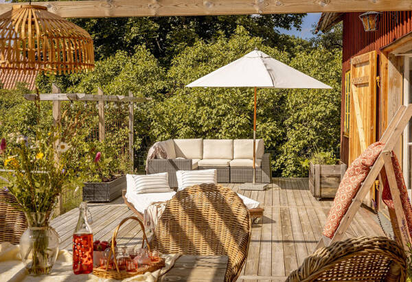 Тёплый и уютный скандинавский интерьер в старом амбаре в Швеции Тёплый и уютный скандинавский интерьер в старом амбаре в Швеции