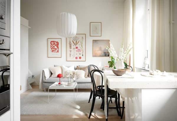 Маленькая вартира в Гетеборге с мягкими интерьерами и антресолью (30 кв. м) Маленькая вартира в Гетеборге с мягкими интерьерами и антресолью (30 кв. м)