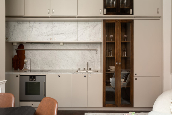 Маленькая квартира в бежевых тонах с элегантными интерьерами (33 кв. м) Маленькая квартира в бежевых тонах с элегантными интерьерами (33 кв. м)