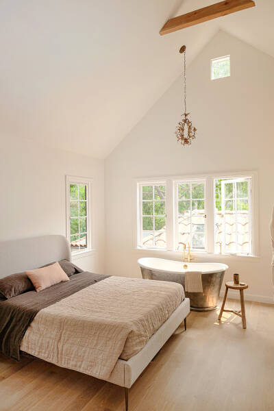 Восточные мотивы и музыка: дом с историей в Калифорнии Восточные мотивы и музыка: дом с историей в Калифорнии