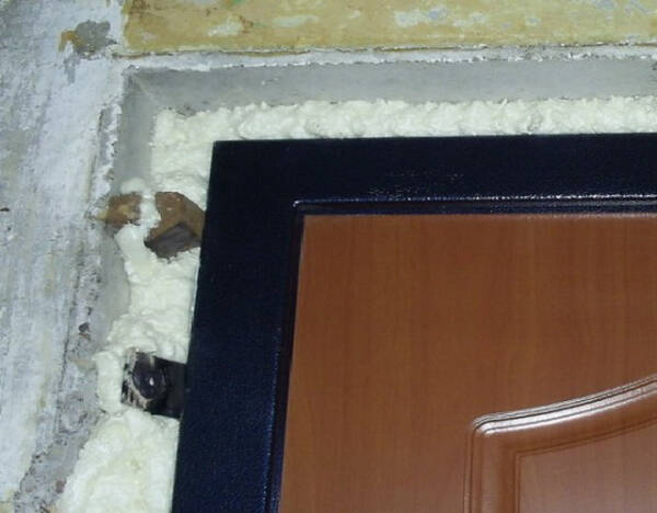 Варианты отделки откосов для входных дверей Варианты отделки откосов для входных дверей