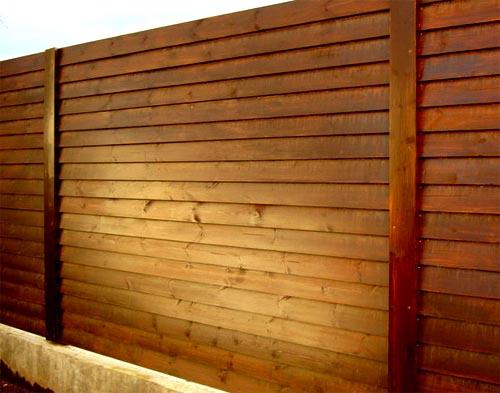 Строительство деревянных заборов лесенкой Строительство деревянных заборов лесенкой