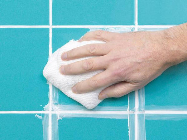 Как отремонтировать плитку на стене